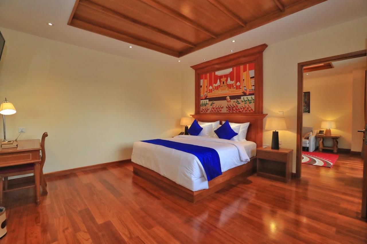 Sunset Palace View Suites Mandalay Bagian luar foto