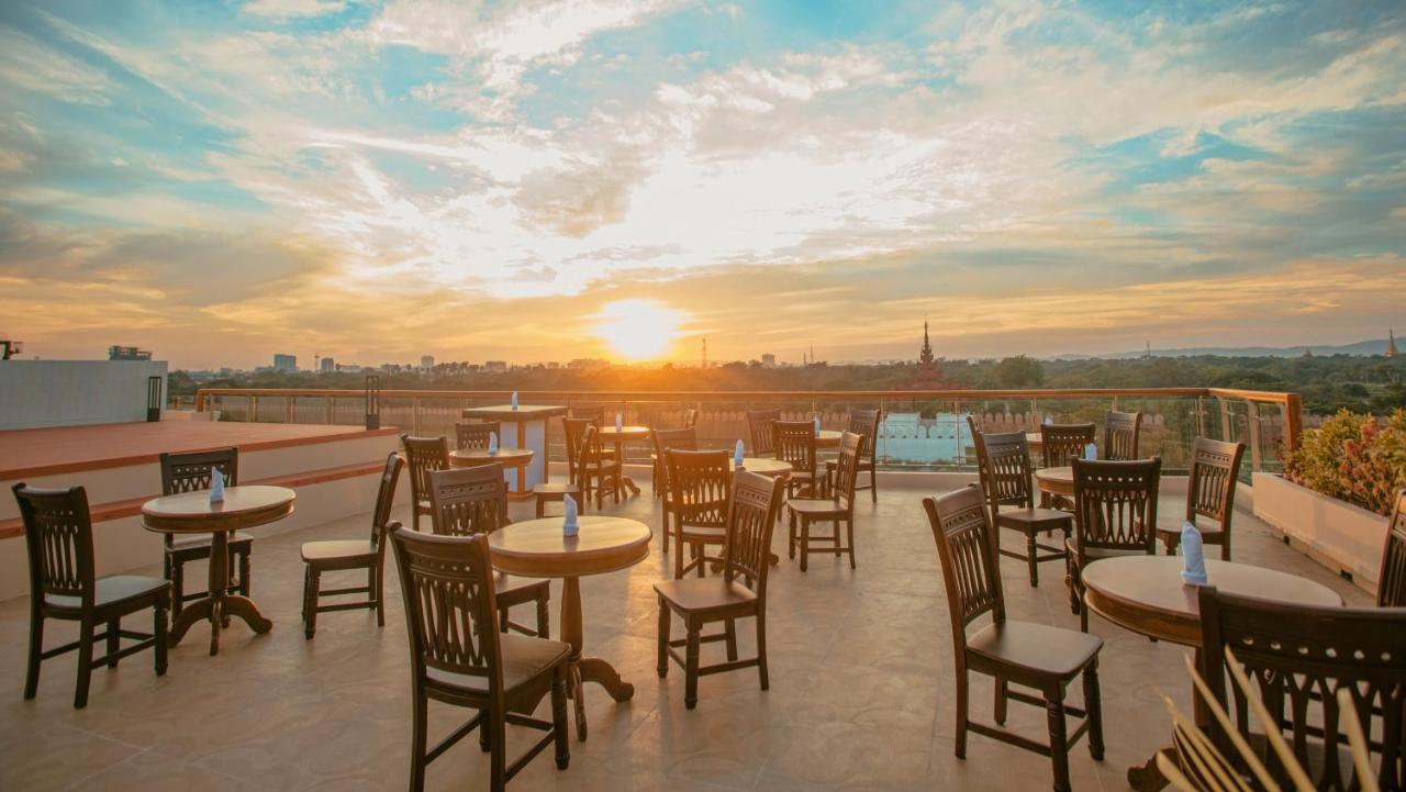 Sunset Palace View Suites Mandalay Bagian luar foto