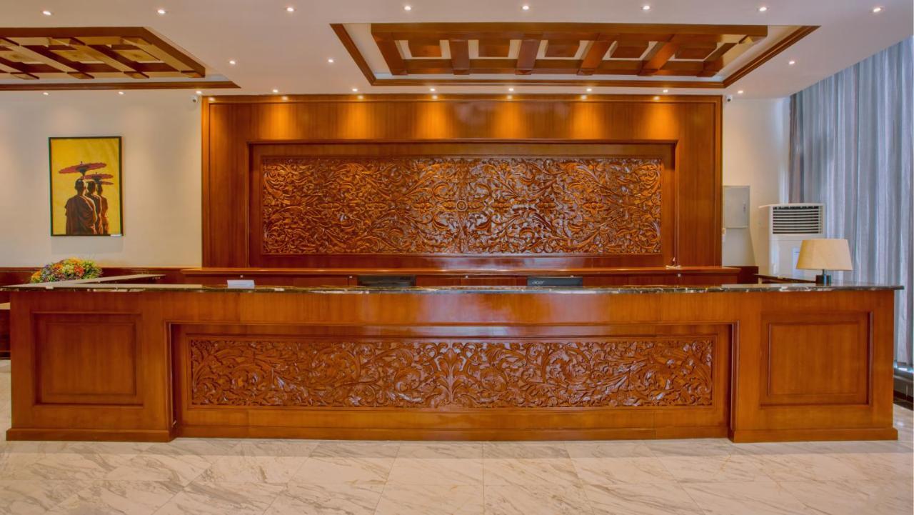 Sunset Palace View Suites Mandalay Bagian luar foto